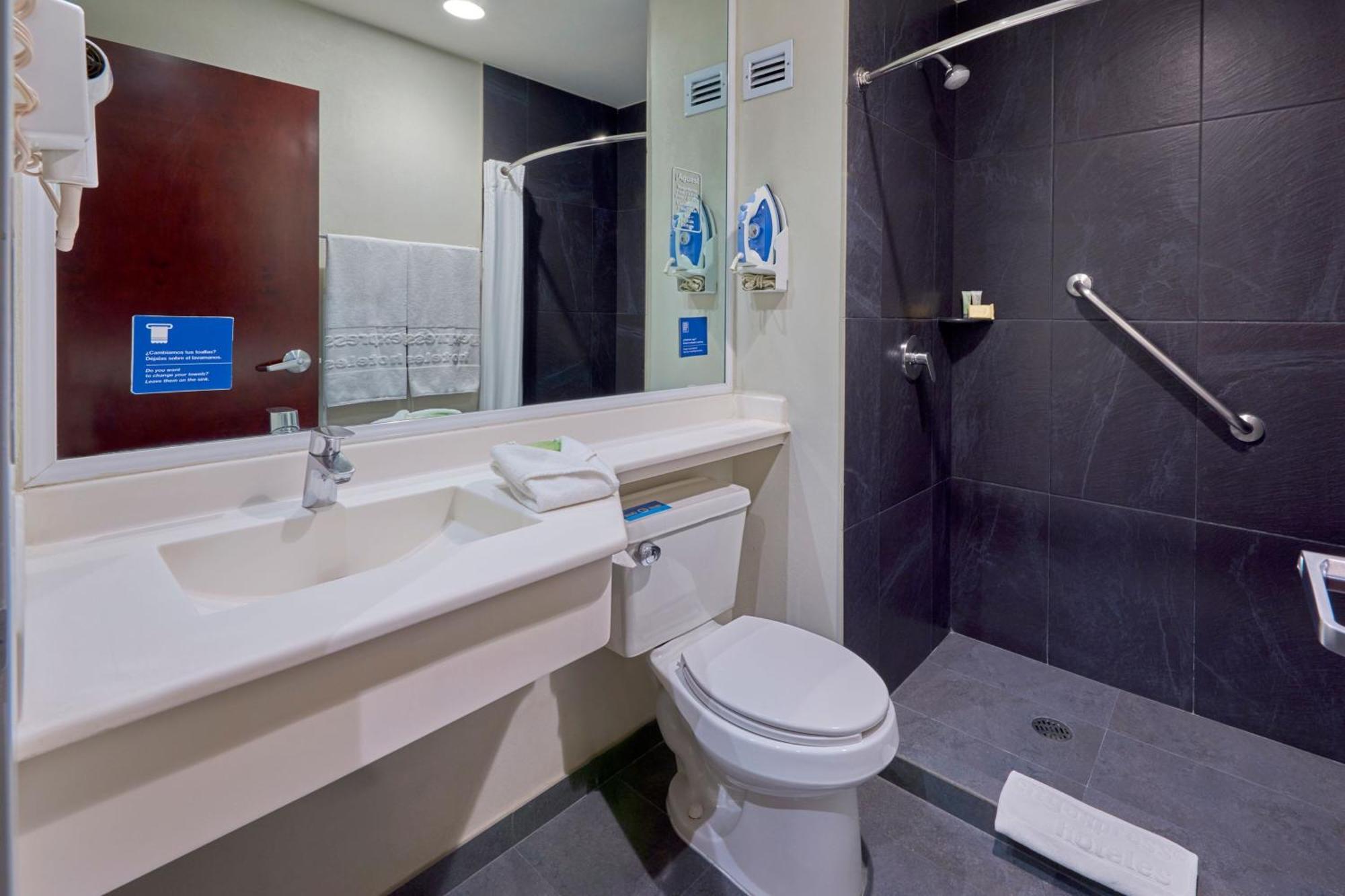City Express By Marriott Saltillo Norte Exteriér fotografie